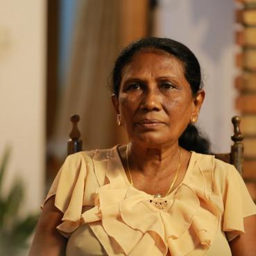 Thilaka Hettikodahe, anfitrión de una trampa BG en Colombo, Sri Lanka