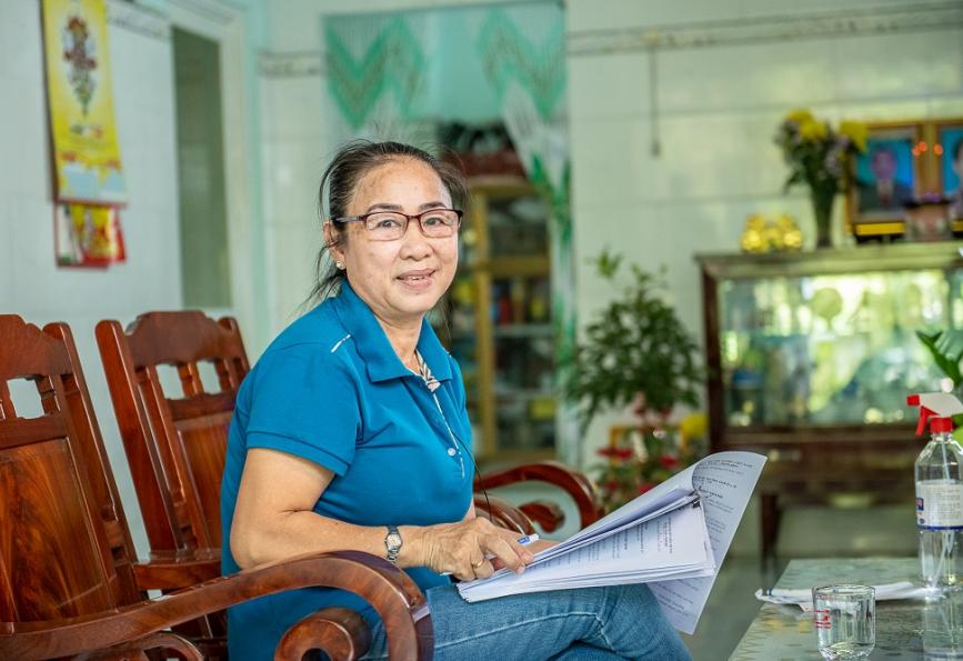 Nguyen Thi Thanh Nga, promotora de salud comunitaria en Thu Dau Mot (Vietnam)