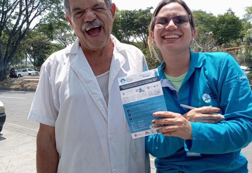 Empleados de World Mosquito Program Cali en Colombia